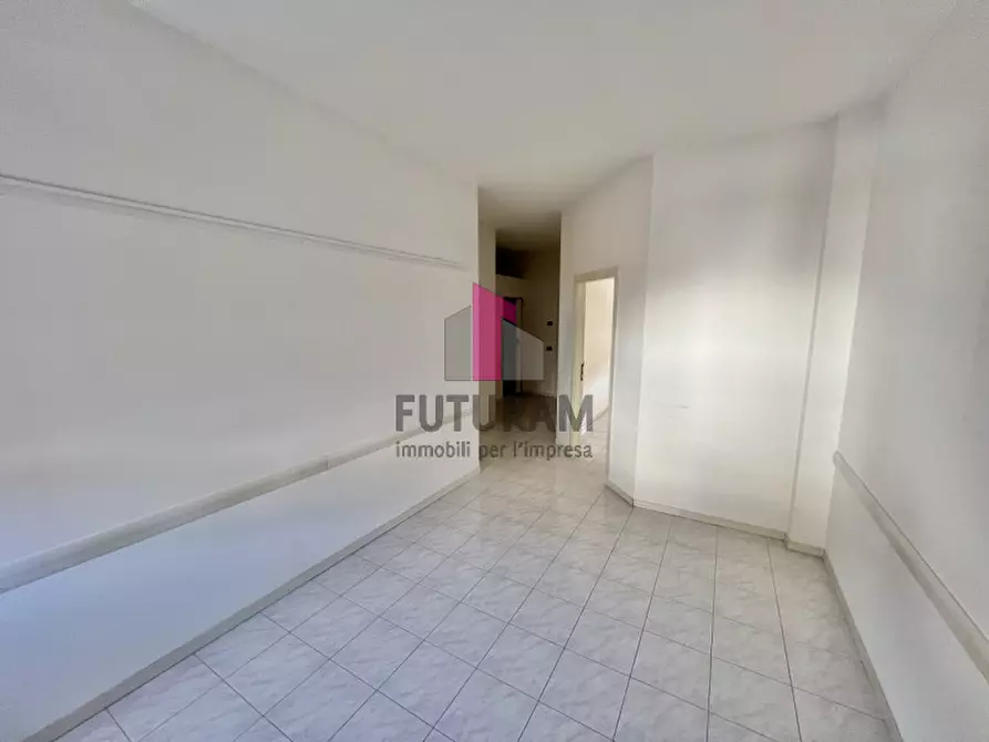 Immagine 3 di Ufficio in affitto  in via degli aceri a Sarcedo