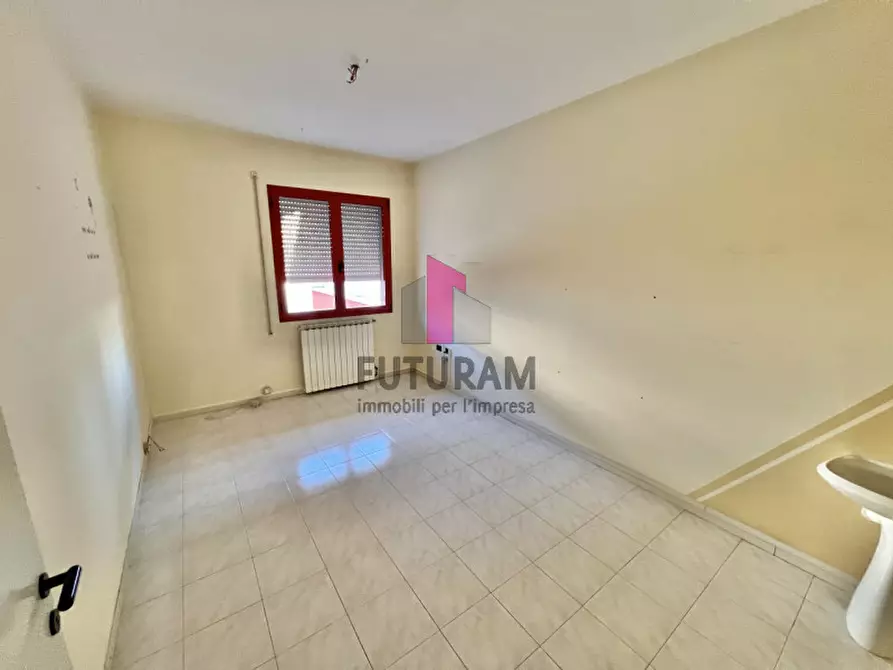 Immagine 10 di Ufficio in affitto  in via degli aceri a Sarcedo