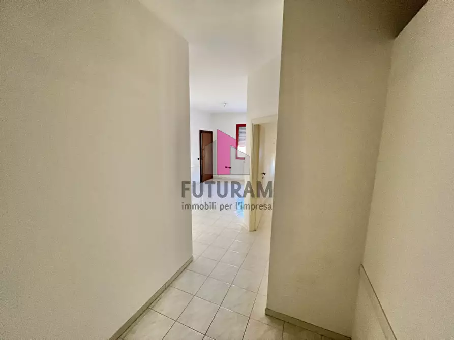 Immagine 13 di Ufficio in affitto  in via degli aceri a Sarcedo