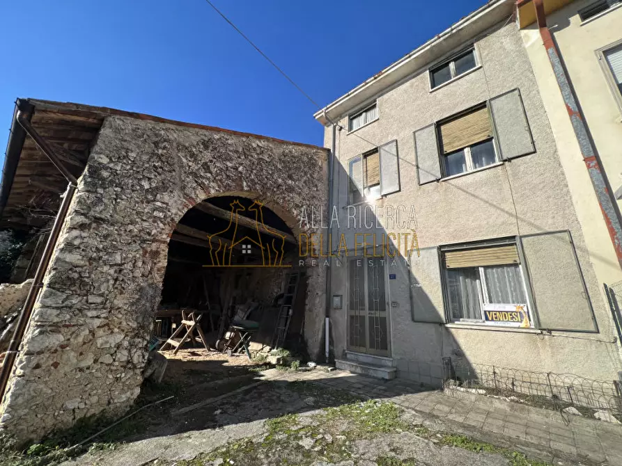 Immagine 4 di Casa indipendente in vendita  in Via Lesina 27 a Santorso