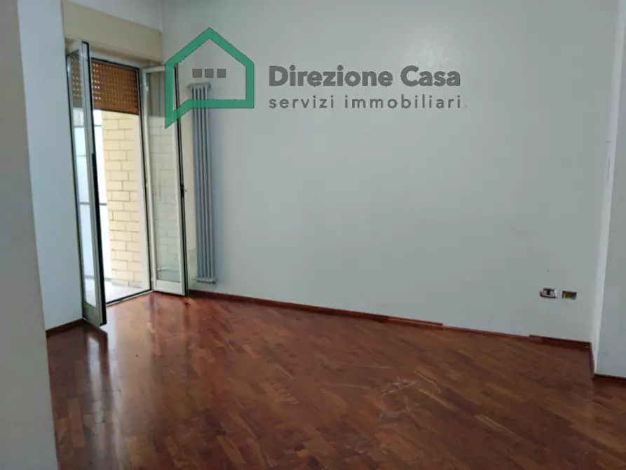 Immagine 32 di Appartamento in affitto  in Via Ponti Rossi a Napoli