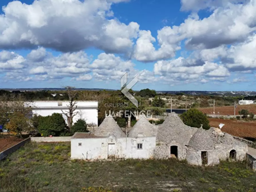Immagine 9 di Rustico / casale in vendita  a Martina Franca