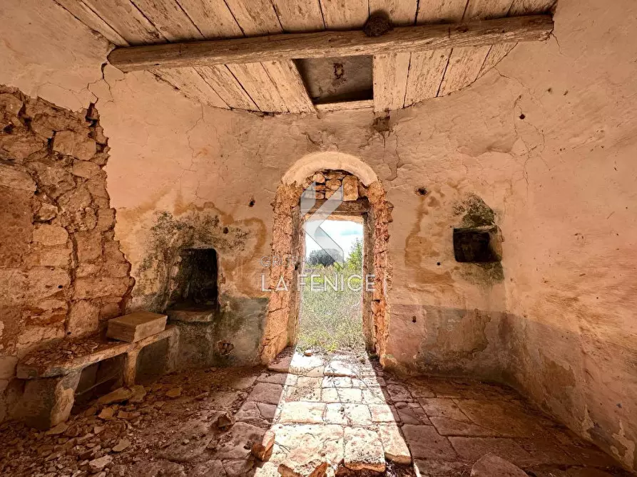 Immagine 19 di Rustico / casale in vendita  a Martina Franca