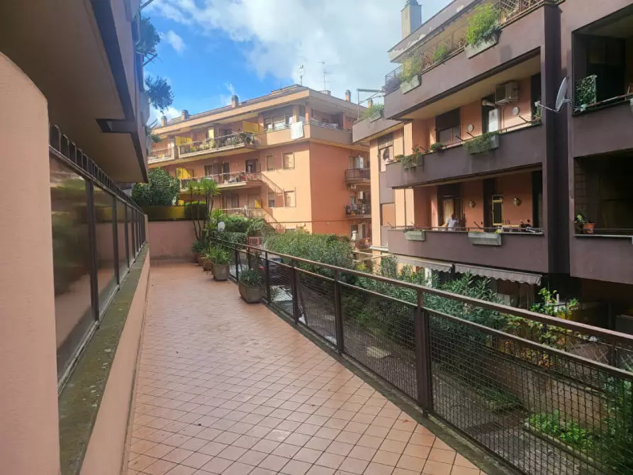 Immagine 10 di Appartamento in vendita  in VIA MARCANTONIO COLONNA a Marino