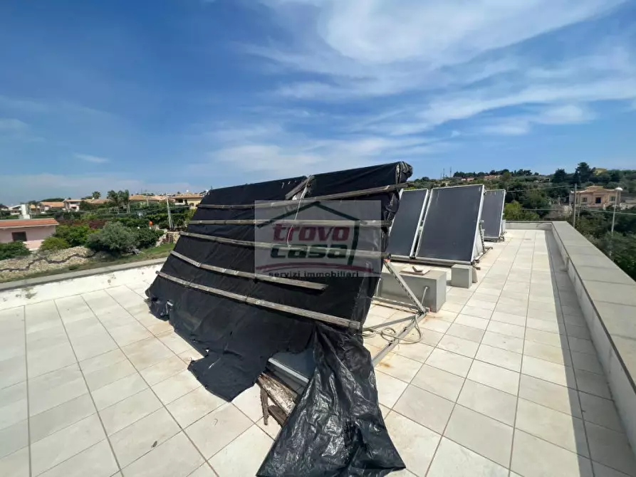 Immagine 19 di Villa in vendita  in traversa sinerchia a Siracusa