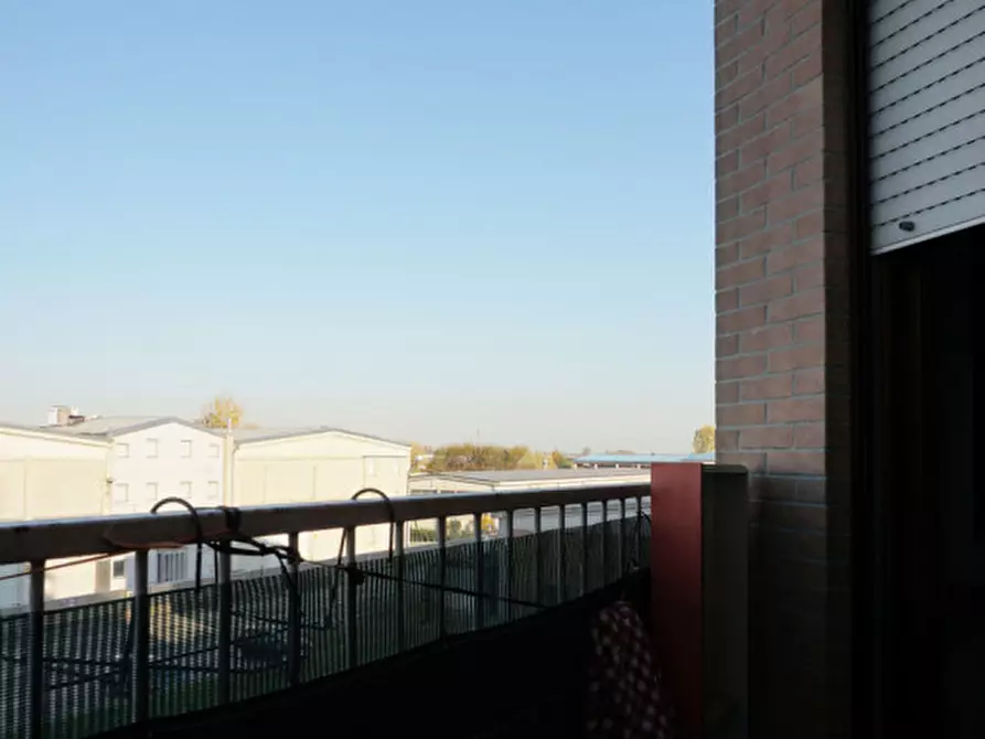 Immagine 9 di Appartamento in vendita  in via magnani 2/1 a Torrile