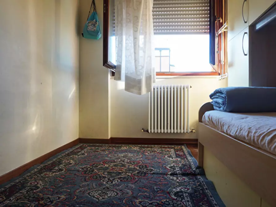 Immagine 24 di Appartamento in vendita  in via magnani 2/1 a Torrile