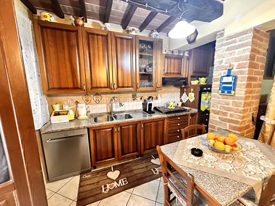 Immagine 3 di Villetta a schiera in vendita  in Località Giardini a Castiglione Del Lago