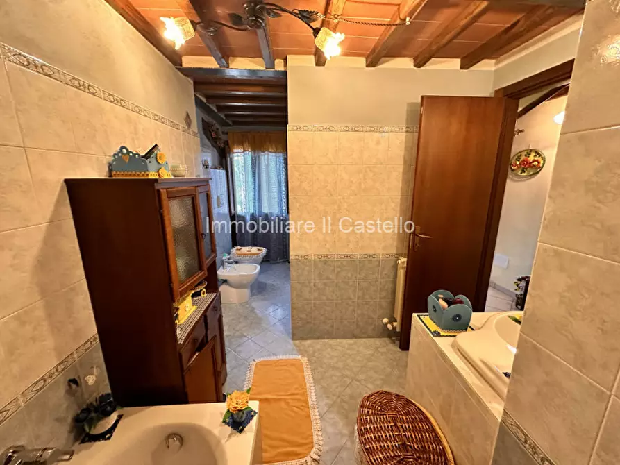 Immagine 15 di Villetta a schiera in vendita  in Località Giardini a Castiglione Del Lago