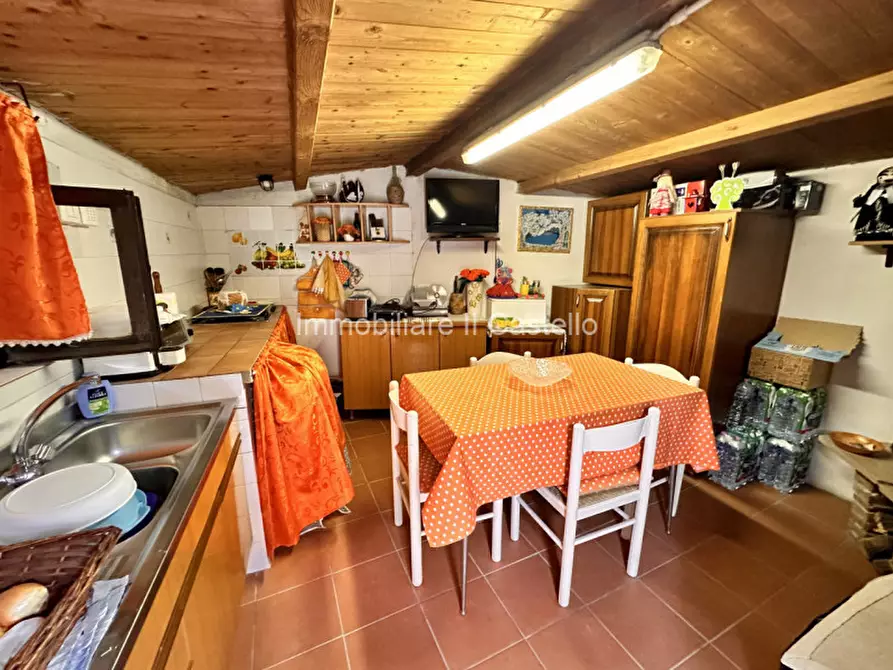 Immagine 20 di Villetta a schiera in vendita  in Località Giardini a Castiglione Del Lago