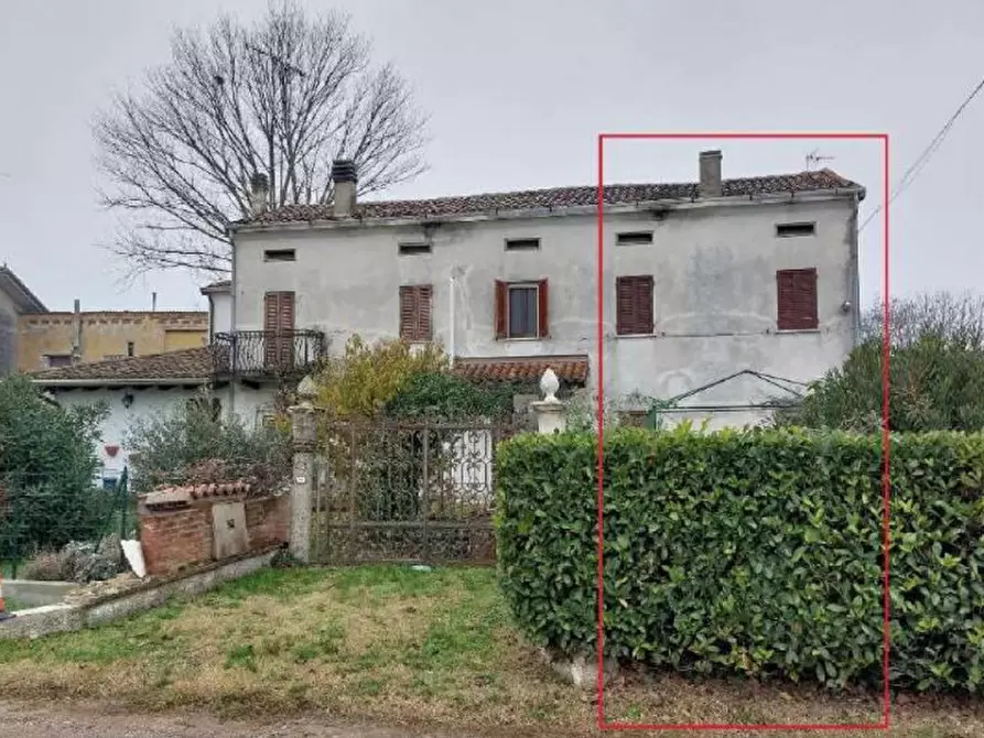 Immagine 1 di Villetta a schiera in vendita  in VIA VIGNALE CAMPIONE 13 a Borgo Virgilio