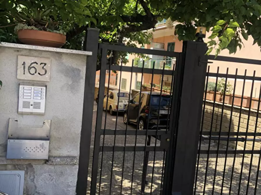 Immagine 8 di Appartamento in vendita  in via sisto quarto a Roma