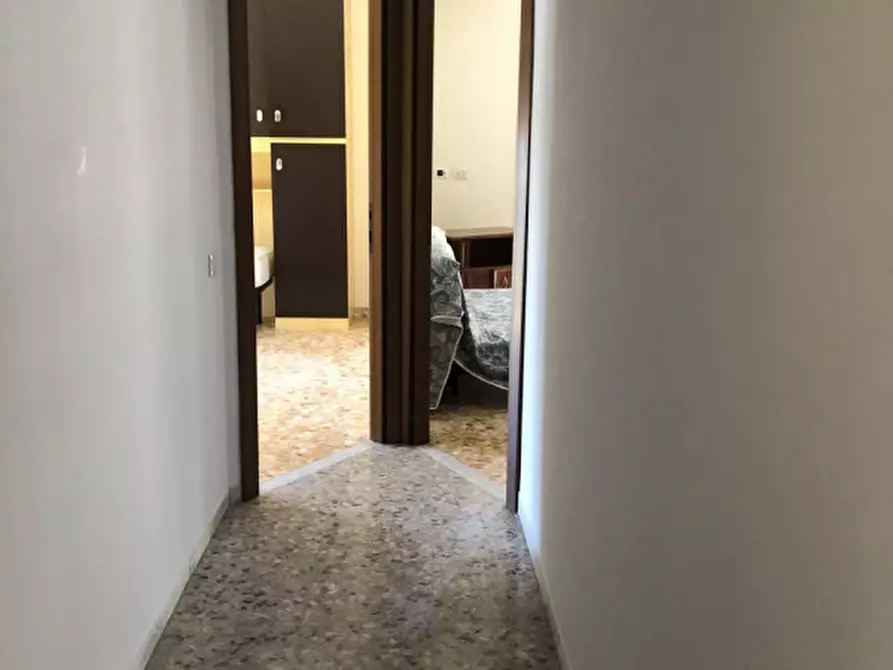 Immagine 18 di Appartamento in vendita  in via sisto quarto a Roma