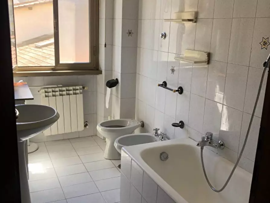 Immagine 25 di Appartamento in vendita  in via sisto quarto a Roma