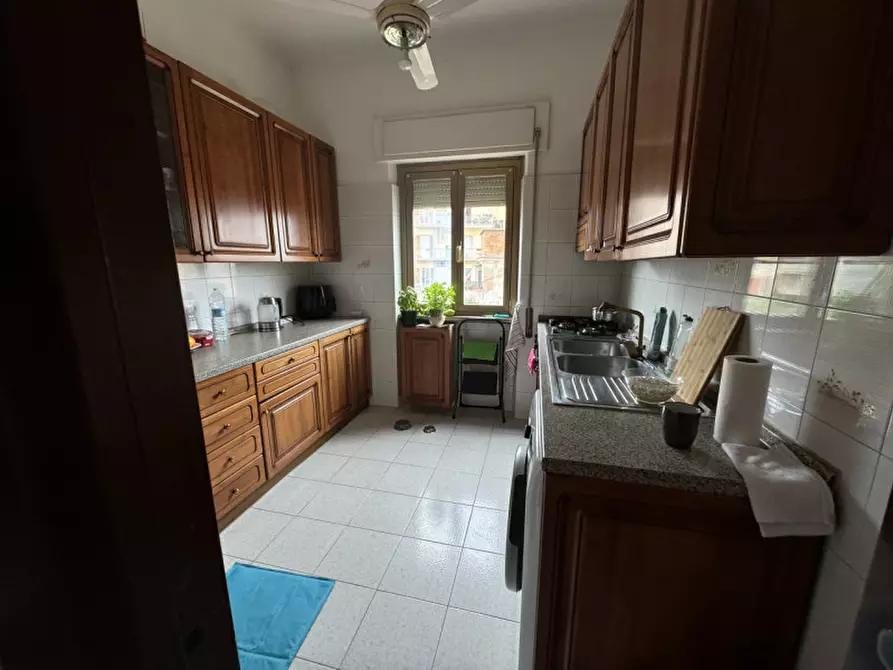 Immagine 50 di Appartamento in vendita  in via sisto quarto a Roma