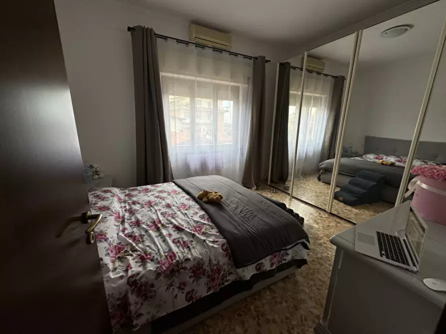 Immagine 52 di Appartamento in vendita  in via sisto quarto a Roma