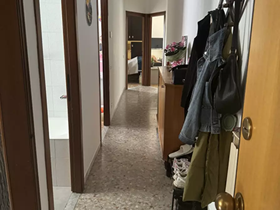 Immagine 58 di Appartamento in vendita  in via sisto quarto a Roma