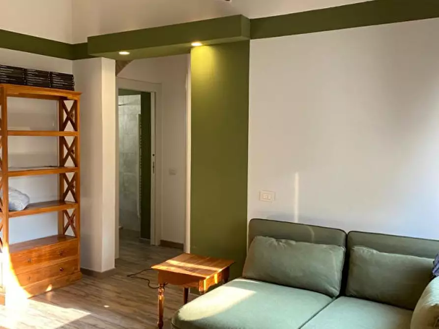 Immagine 3 di Appartamento in vendita  in Borgo Basinio Basini a Parma