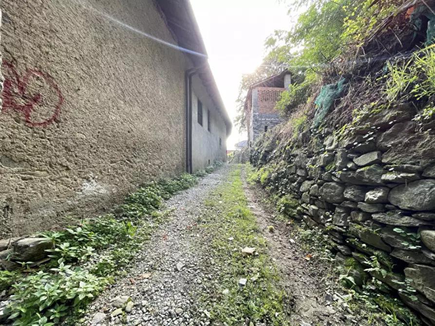 Immagine 5 di Rustico / casale in vendita  in Via Umberto Primo 14 a Massino Visconti