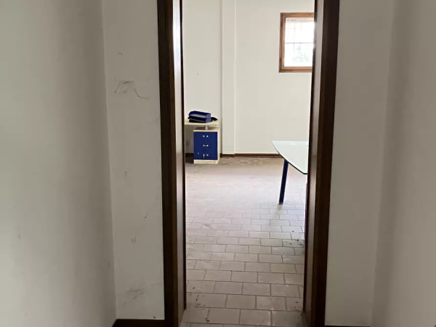 Immagine 2 di Ufficio in vendita  in Via Giacomo Matteotti a Montagnana
