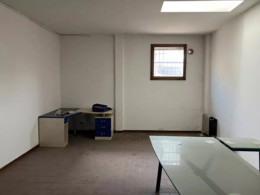 Immagine 3 di Ufficio in vendita  in Via Giacomo Matteotti a Montagnana
