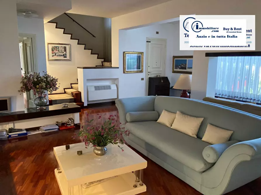 Immagine 9 di Villa in vendita  in Via dei Pitosfori a Anzio