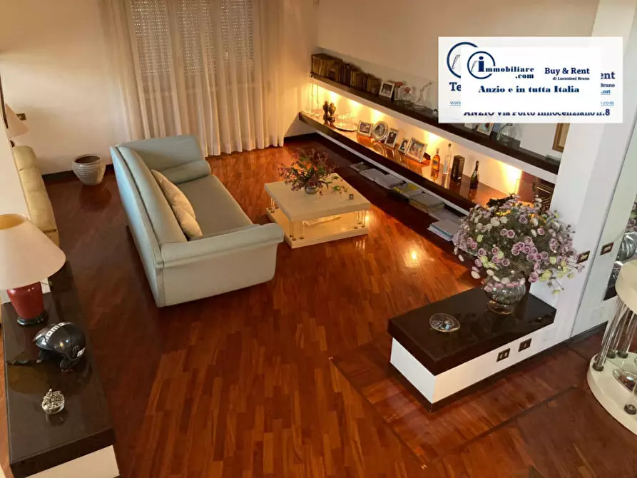 Immagine 11 di Villa in vendita  in Via dei Pitosfori a Anzio