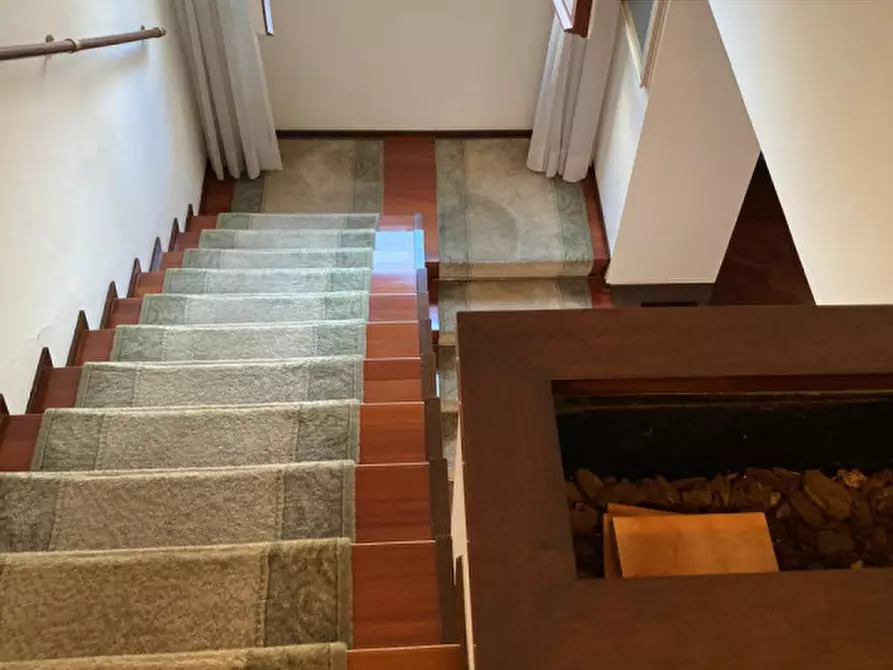 Immagine 14 di Villa in vendita  in Via dei Pitosfori a Anzio