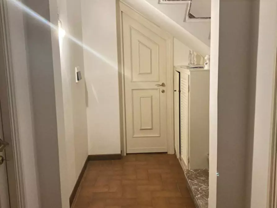 Immagine 26 di Villa in vendita  in Via dei Pitosfori a Anzio
