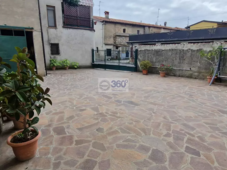 Immagine 22 di Rustico / casale in vendita  in Vicolo Rossini a Cazzago San Martino