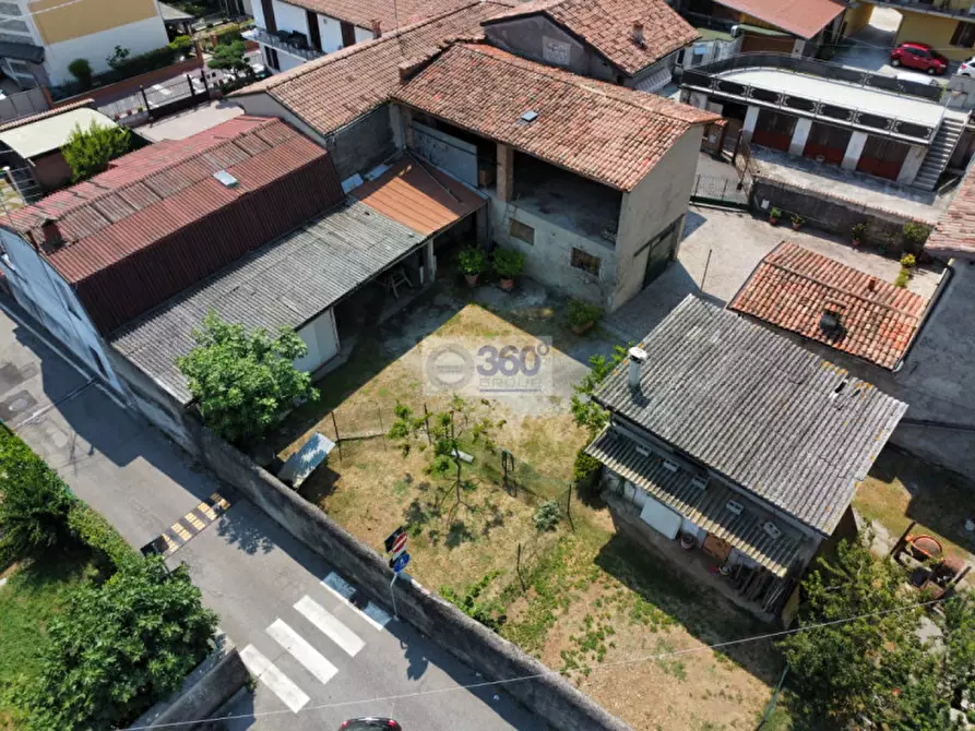 Immagine 32 di Rustico / casale in vendita  in Vicolo Rossini a Cazzago San Martino