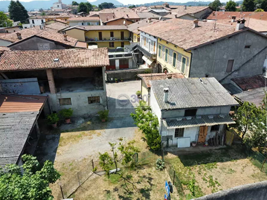 Immagine 37 di Rustico / casale in vendita  in Vicolo Rossini a Cazzago San Martino