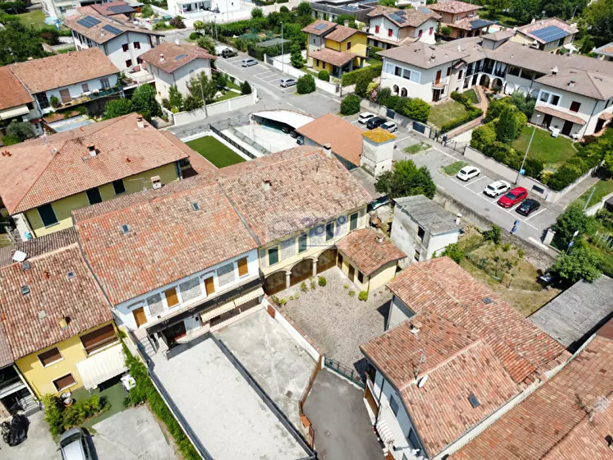 Immagine 38 di Rustico / casale in vendita  in Vicolo Rossini a Cazzago San Martino
