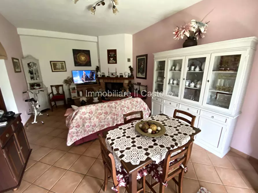 Immagine 3 di Casa indipendente in vendita  in maranzano a Città Della Pieve