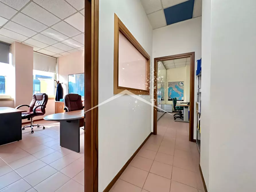 Immagine 6 di Ufficio in affitto  in Via della croce rossa 30 a Padova