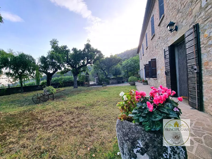 Immagine 2 di Rustico / casale in vendita  in via fontana a Arqua' Petrarca