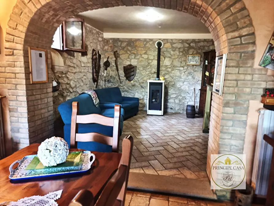 Immagine 5 di Rustico / casale in vendita  in via fontana a Arqua' Petrarca