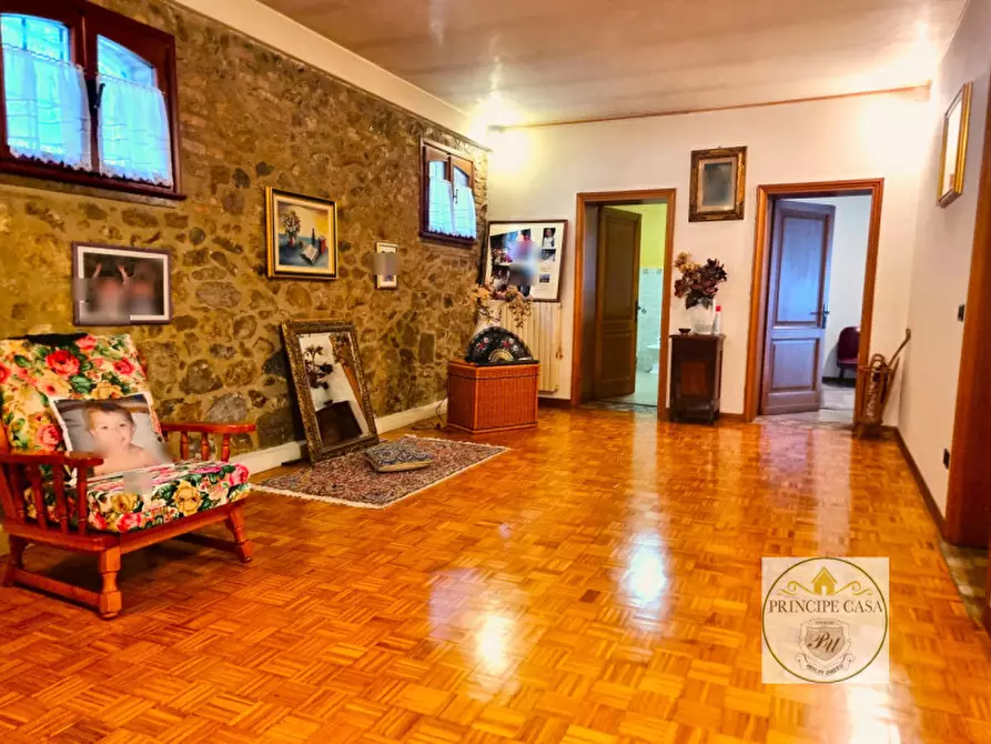 Immagine 14 di Rustico / casale in vendita  in via fontana a Arqua' Petrarca