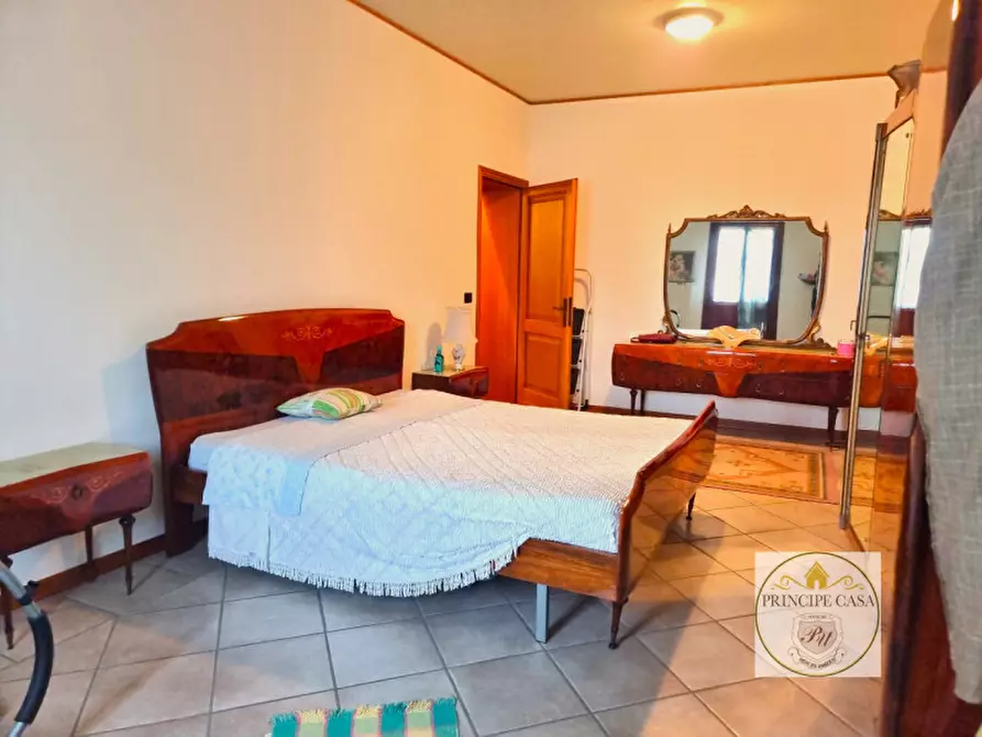 Immagine 21 di Rustico / casale in vendita  in via fontana a Arqua' Petrarca