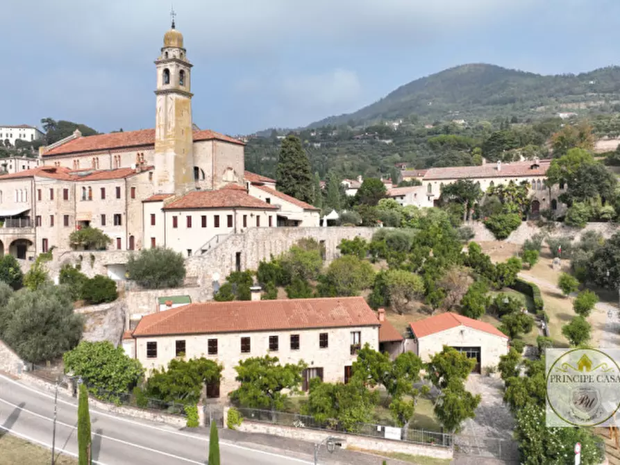 Immagine 35 di Rustico / casale in vendita  in via fontana a Arqua' Petrarca