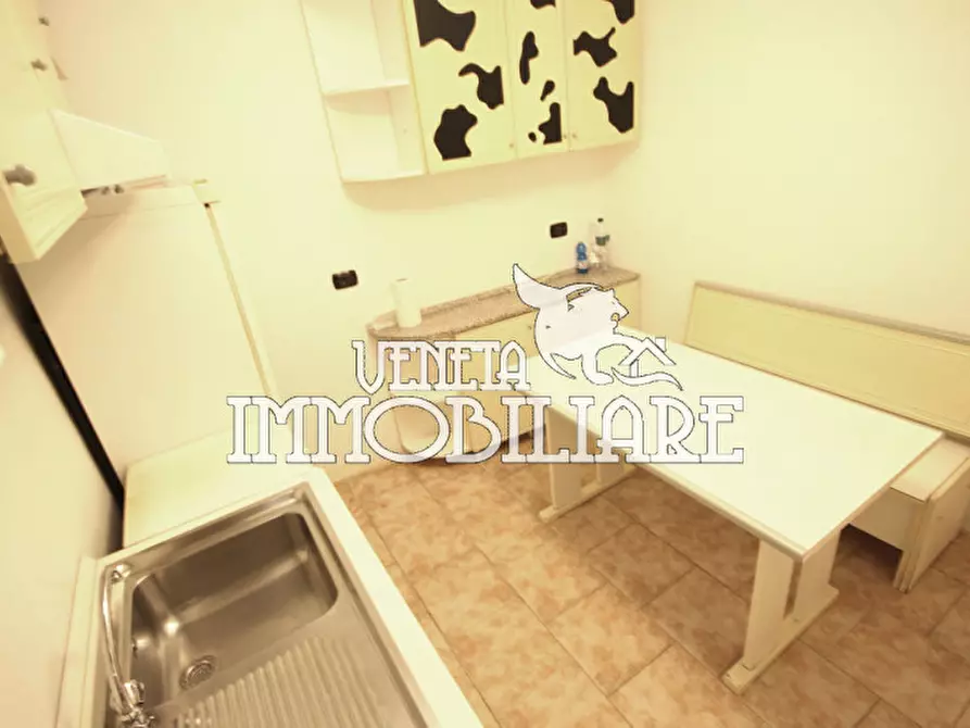 Immagine 13 di Appartamento in affitto  in Piazza Banchi a Genova