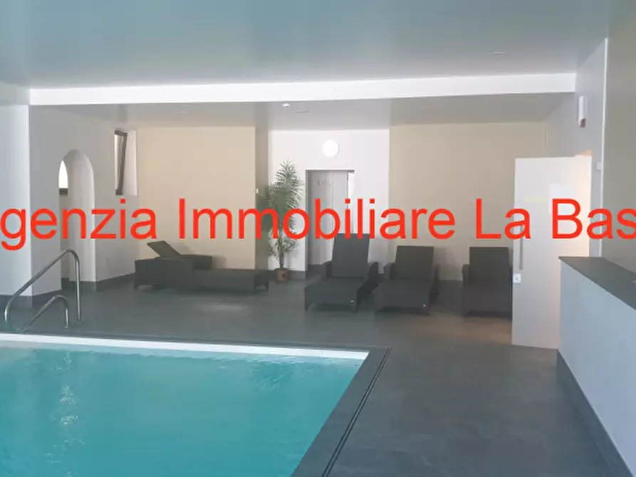 Immagine 3 di Hotel in vendita  in Via Cavour a Laces .Latsch.