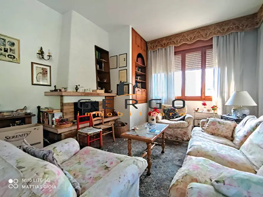 Immagine 1 di Casa indipendente in vendita  in VIA SAN FLORIANO a Vittorio Veneto