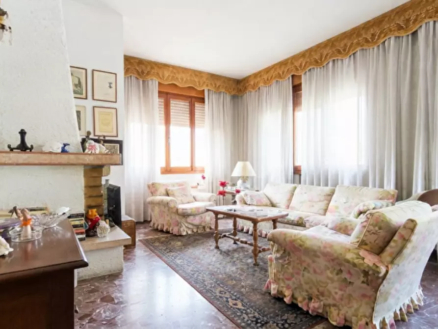 Immagine 3 di Casa indipendente in vendita  in VIA SAN FLORIANO a Vittorio Veneto