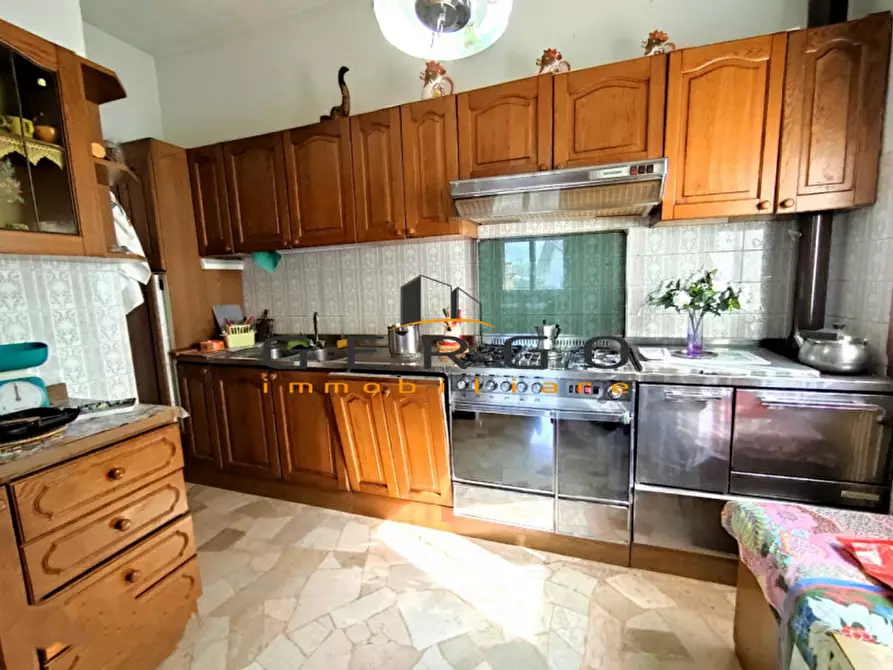 Immagine 19 di Casa indipendente in vendita  in VIA SAN FLORIANO a Vittorio Veneto