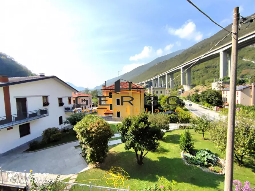 Immagine 33 di Casa indipendente in vendita  in VIA SAN FLORIANO a Vittorio Veneto
