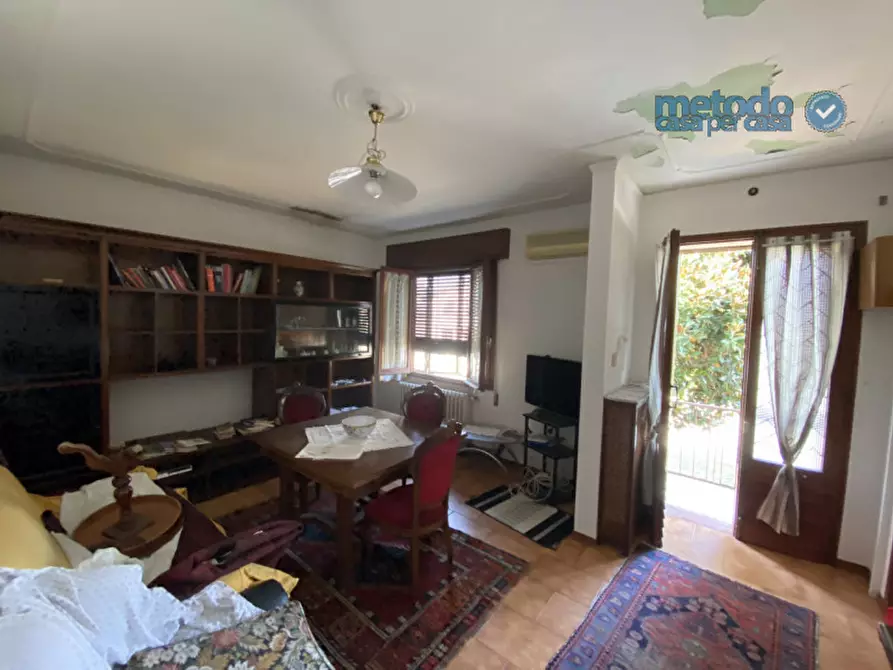 Immagine 7 di Villetta a schiera in vendita  a San Martino Di Venezze