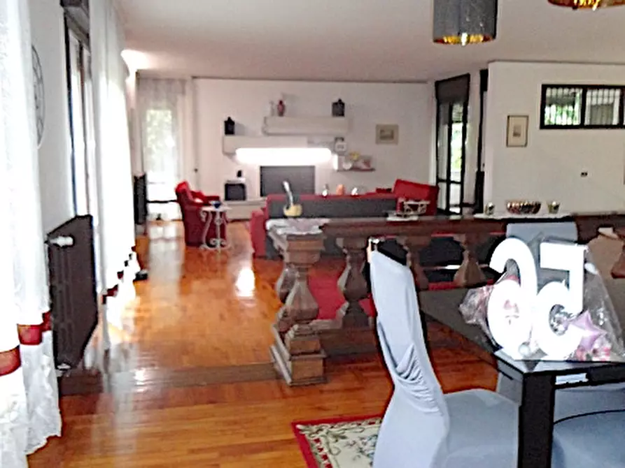 Immagine 8 di Villa in affitto  in Via Genova a Selvazzano Dentro