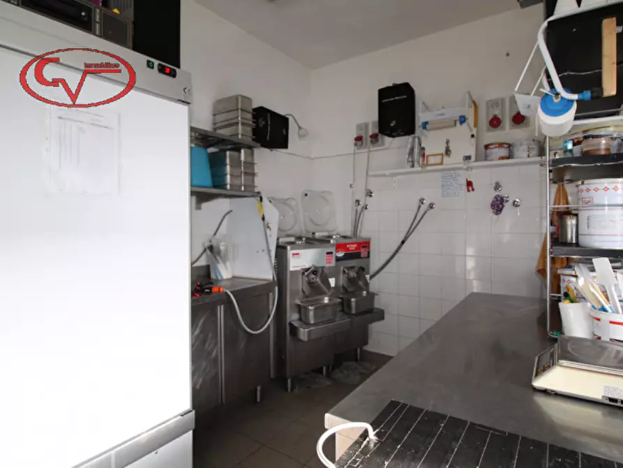 Immagine 11 di Attività commerciale in vendita  in Ponte alle Forche a San Giovanni Valdarno