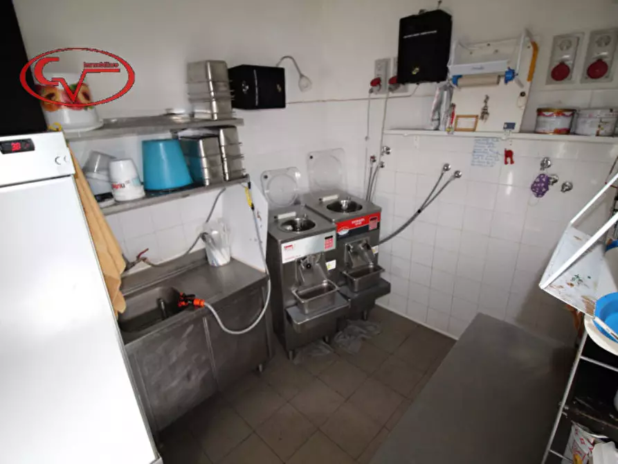 Immagine 12 di Attività commerciale in vendita  in Ponte alle Forche a San Giovanni Valdarno